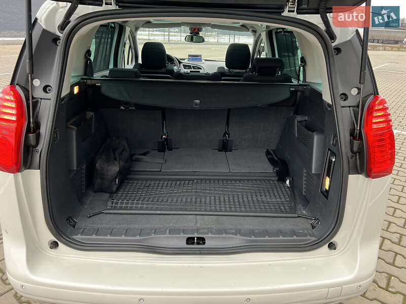 Мікровен Peugeot 5008 2011 в Івано-Франківську