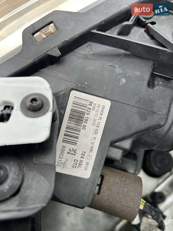 Мікровен Peugeot 5008 2011 в Івано-Франківську