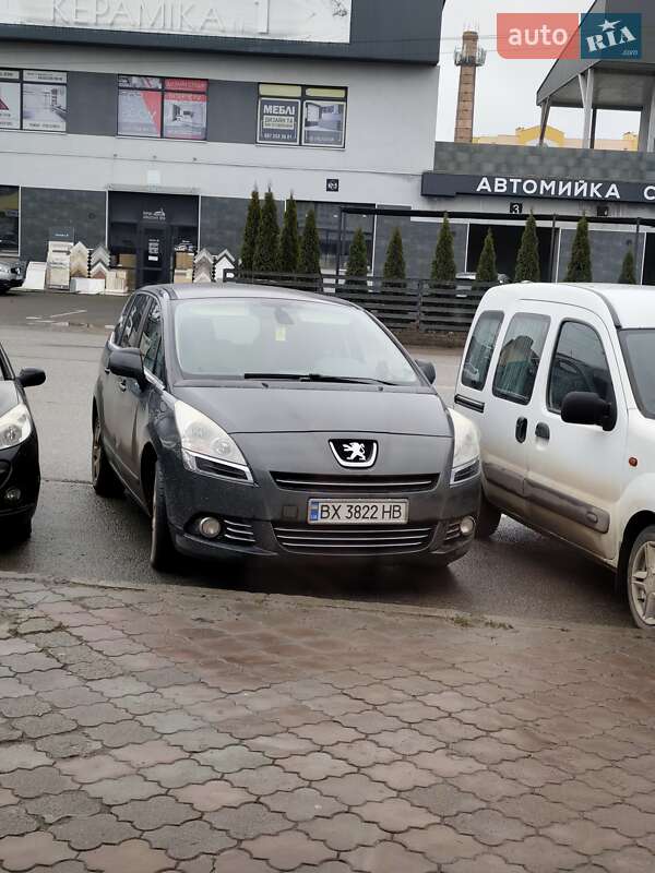 Peugeot 5008 2013 Peugeot 5008 2013