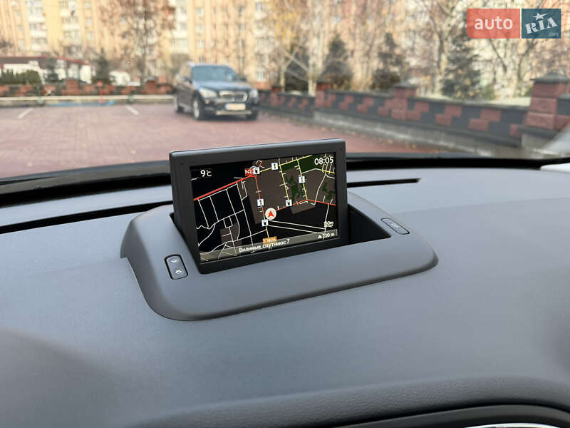 Микровэн Peugeot 5008 2015 в Ровно