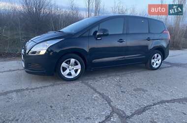 Мікровен Peugeot 5008 2010 в Володимирі