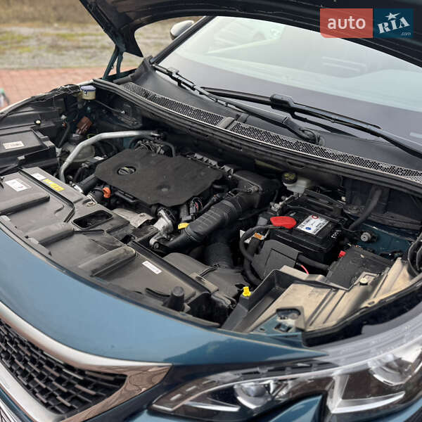 Внедорожник / Кроссовер Peugeot 5008 2018 в Теребовле