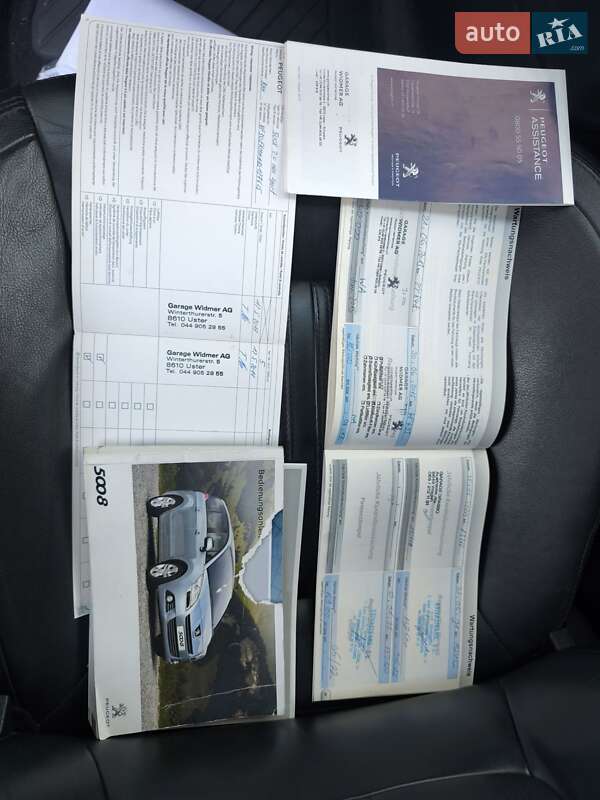 Мікровен Peugeot 5008 2011 в Щасливе