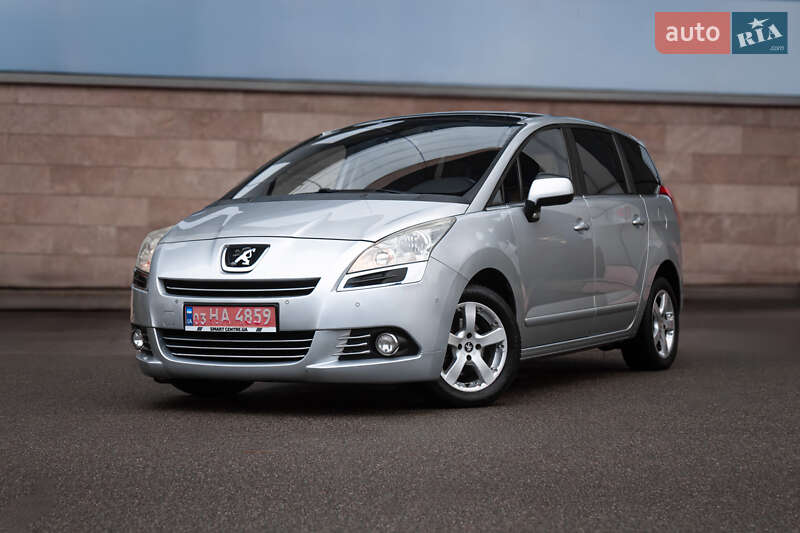 Peugeot 5008 2012