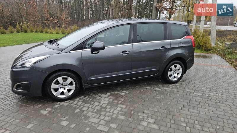 Микровэн Peugeot 5008 2014 в Виннице
