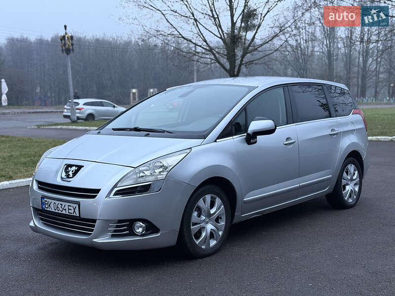 Мікровен Peugeot 5008 2010 в Рівному