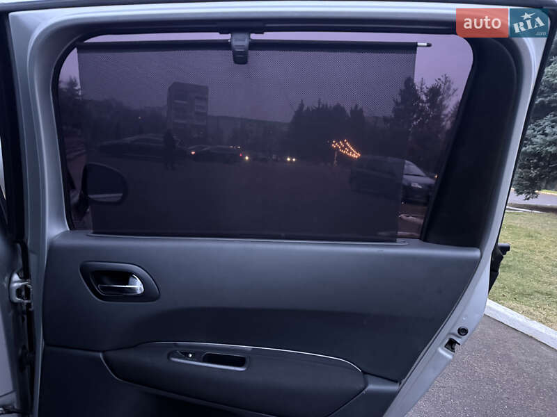 Мікровен Peugeot 5008 2010 в Рівному