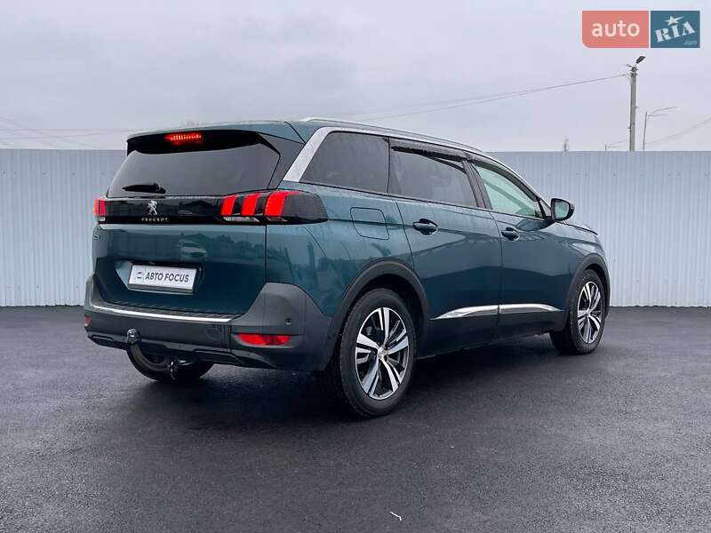 Внедорожник / Кроссовер Peugeot 5008 2017 в Киеве фото 5 Внедорожник / Кроссовер Peugeot 5008 2017 в Киеве
