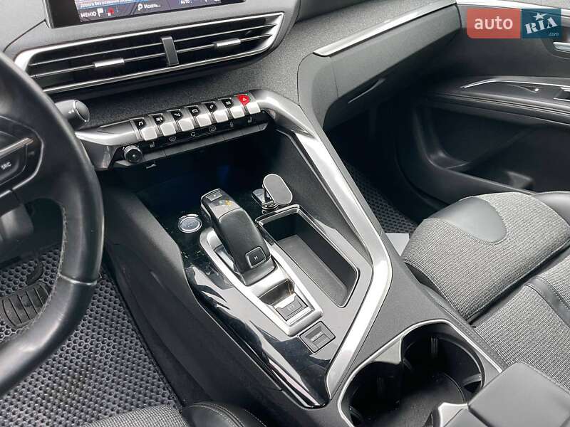 Внедорожник / Кроссовер Peugeot 5008 2017 в Киеве фото 22 Внедорожник / Кроссовер Peugeot 5008 2017 в Киеве