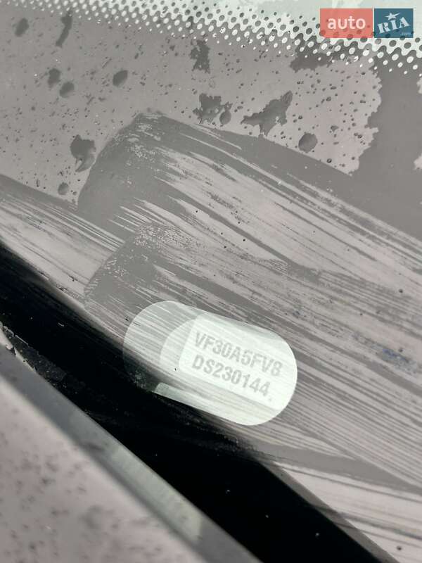 Мікровен Peugeot 5008 2013 в Сумах