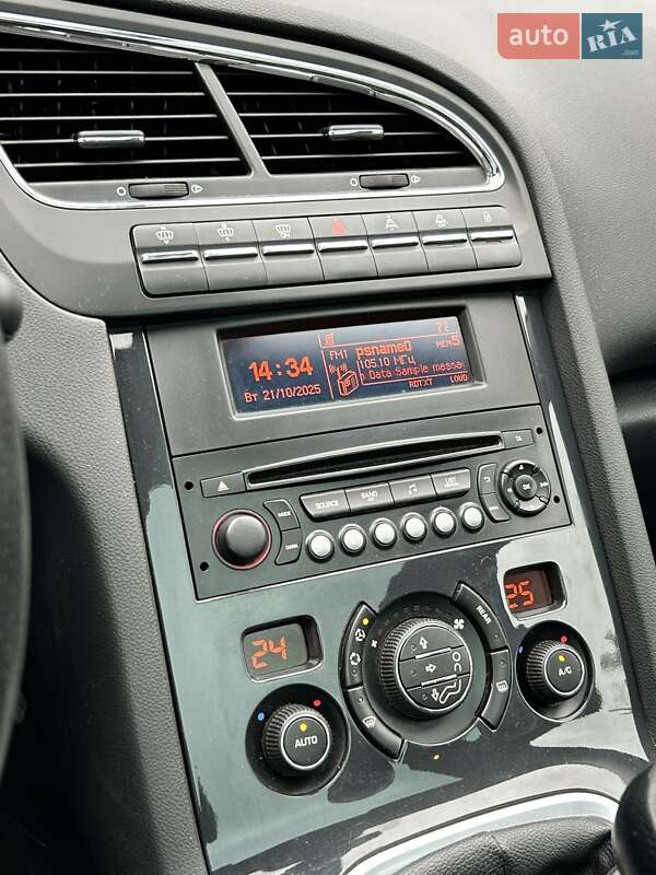 Мікровен Peugeot 5008 2013 в Сумах