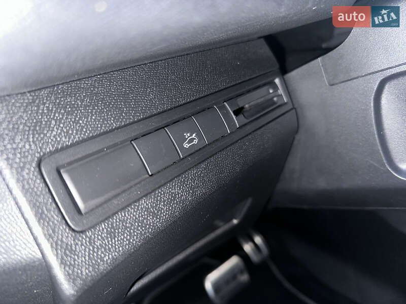 Позашляховик / Кросовер Peugeot 5008 2020 в Дрогобичі фото 34 Позашляховик / Кросовер Peugeot 5008 2020 в Дрогобичі