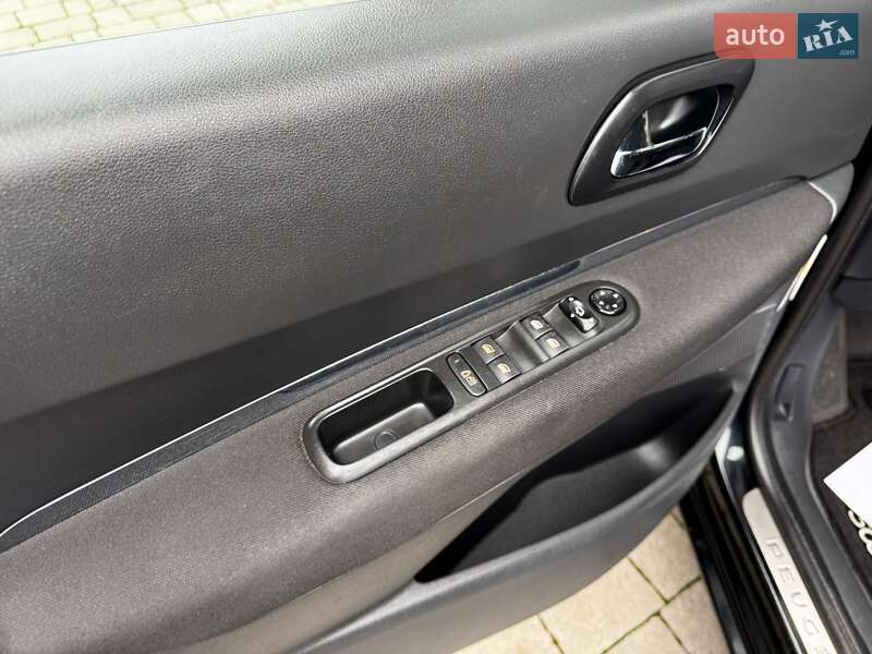 Микровэн Peugeot 5008 2011 в Ивано-Франковске фото 38 Микровэн Peugeot 5008 2011 в Ивано-Франковске