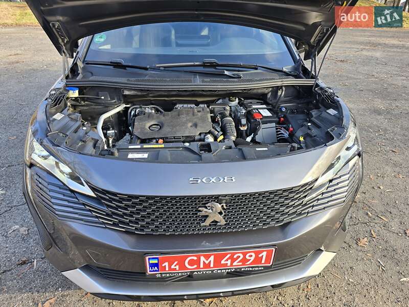 Внедорожник / Кроссовер Peugeot 5008 2021 в Калуше