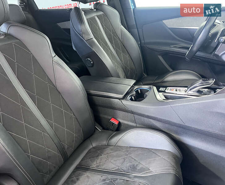 Внедорожник / Кроссовер Peugeot 5008 2019 в Львове