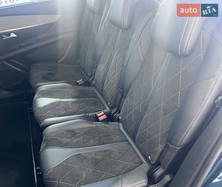 Внедорожник / Кроссовер Peugeot 5008 2019 в Львове