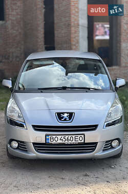 Мікровен Peugeot 5008 2010 в Тернополі