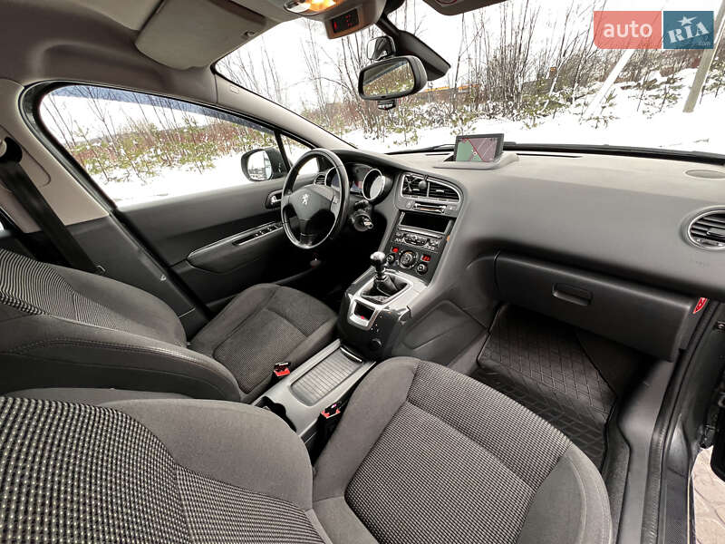 Микровэн Peugeot 5008 2014 в Львове фото 24 Микровэн Peugeot 5008 2014 в Львове