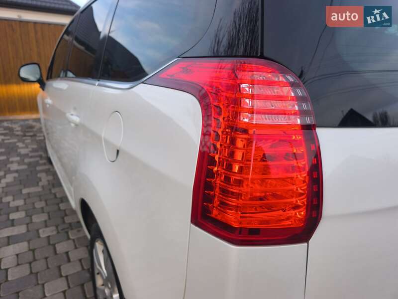 Микровэн Peugeot 5008 2011 в Полтаве фото 4 Микровэн Peugeot 5008 2011 в Полтаве