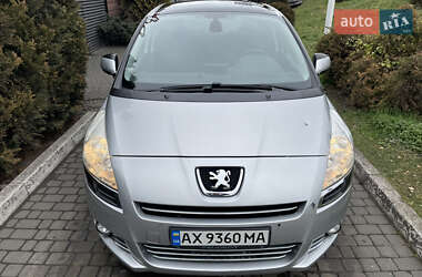 Микровэн Peugeot 5008 2011 в Львове
