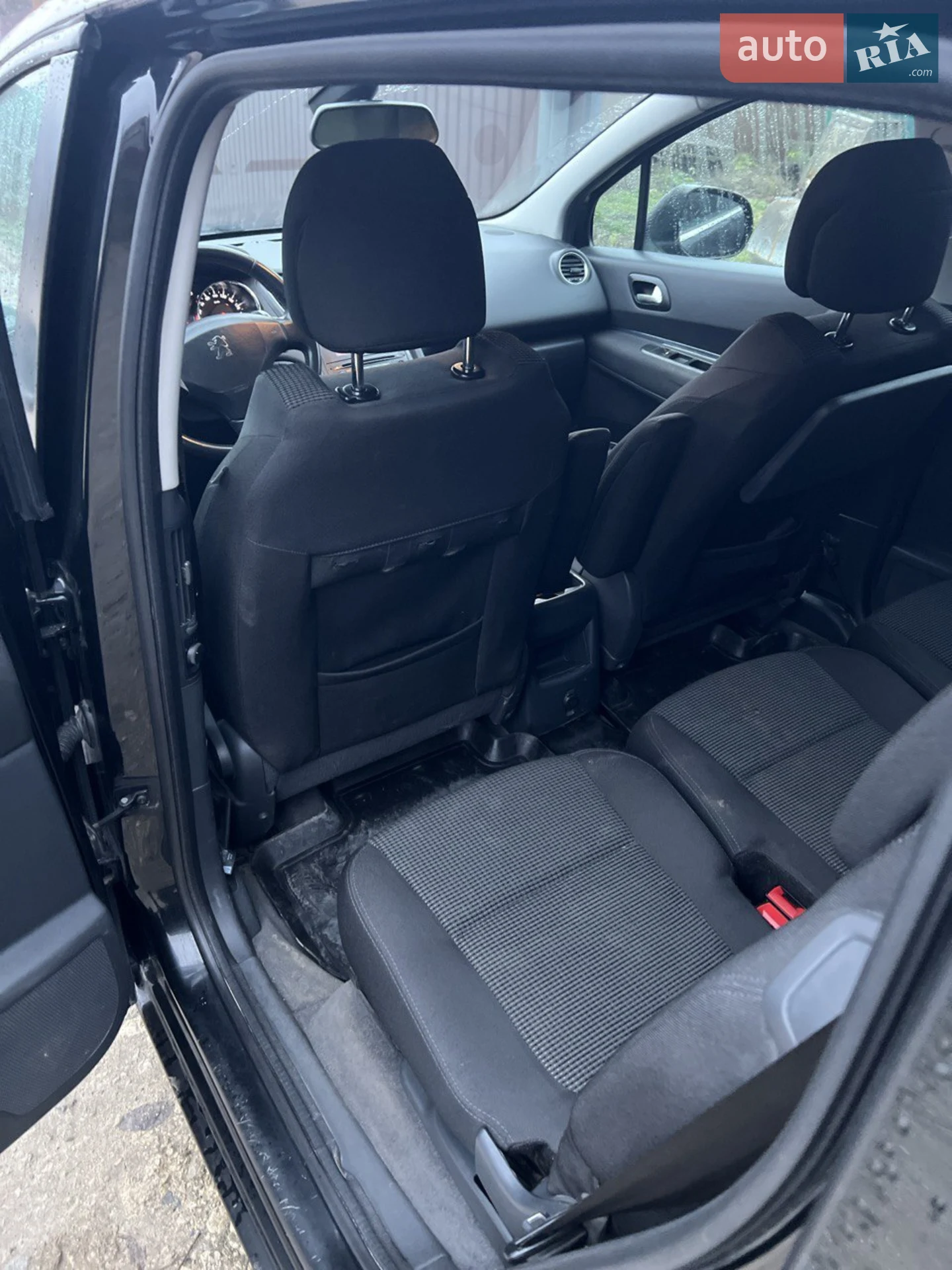 2011 Peugeot 5008 - мініатюра 10