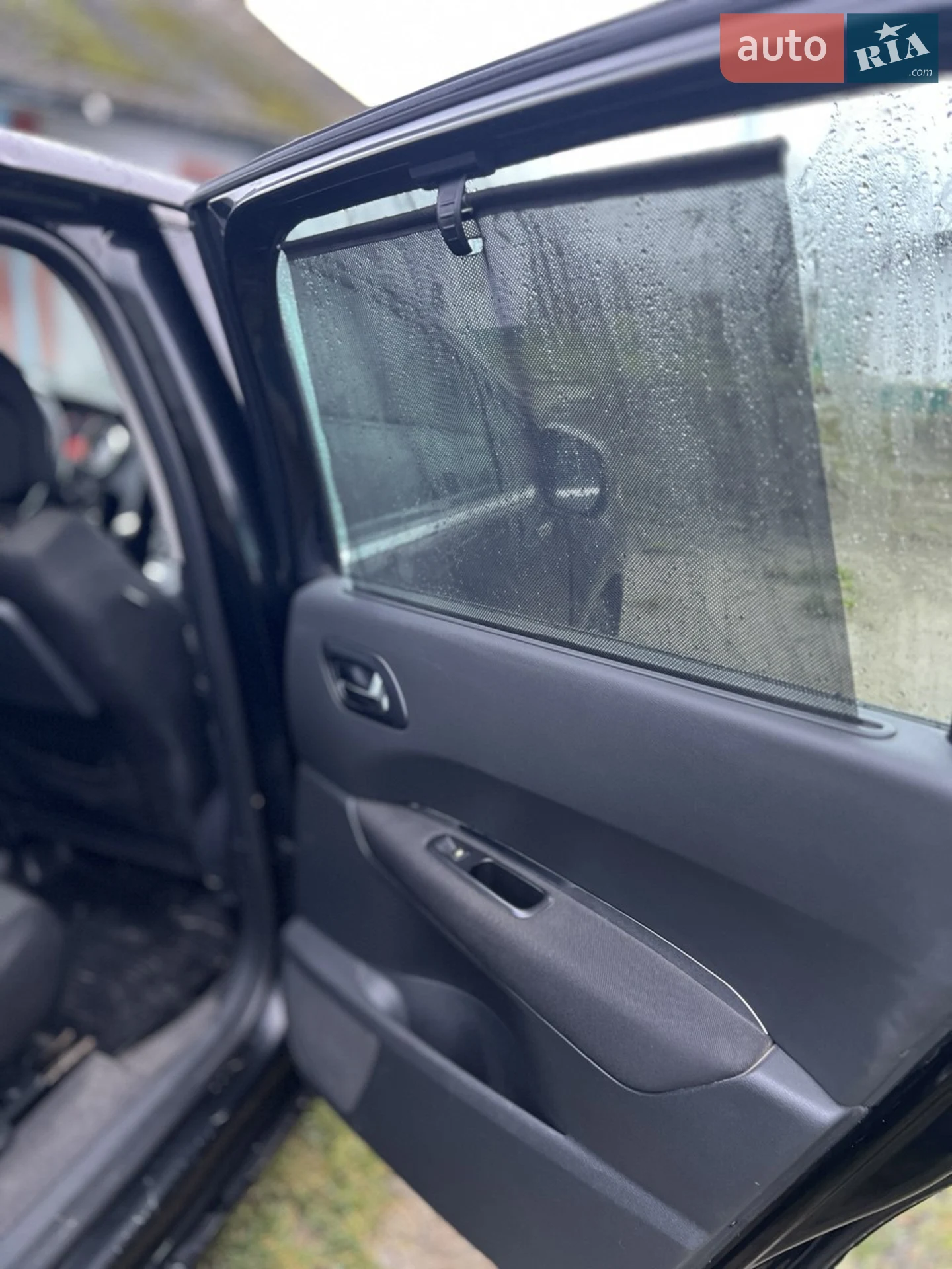 2011 Peugeot 5008 - мініатюра 18