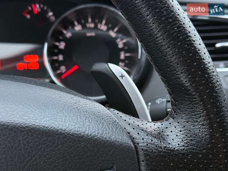 Микровэн Peugeot 5008 2011 в Львове фото 22 Микровэн Peugeot 5008 2011 в Львове