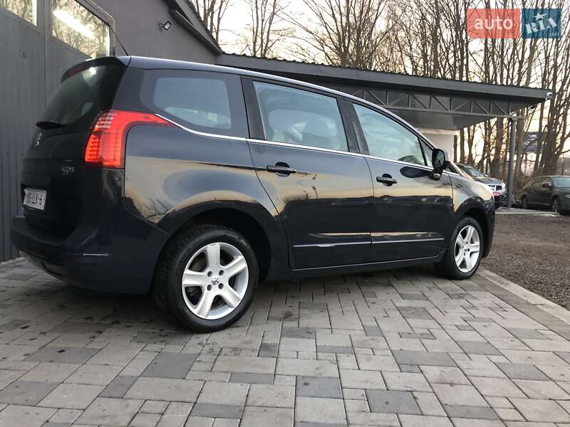 Микровэн Peugeot 5008 2010 в Ивано-Франковске