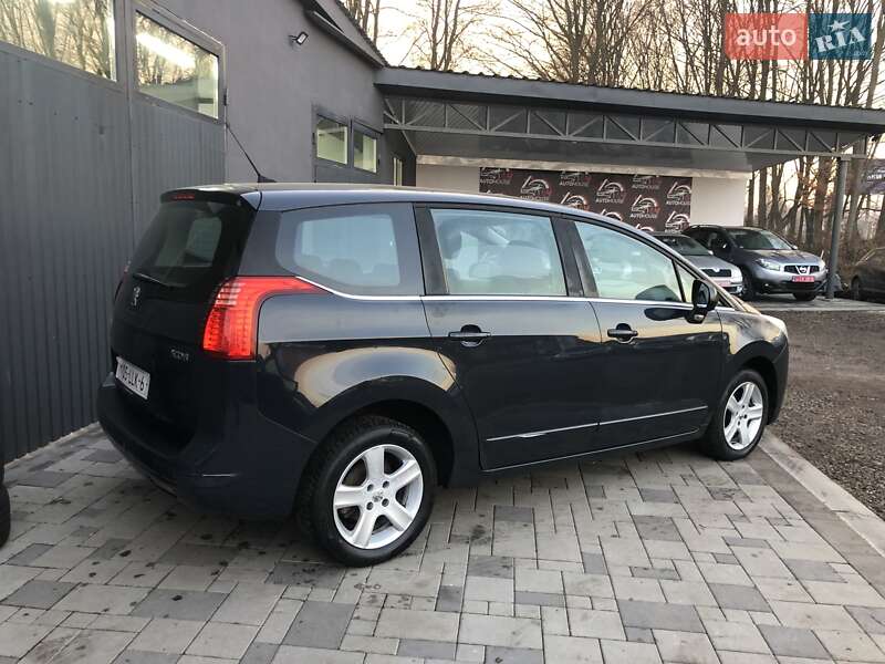 Микровэн Peugeot 5008 2010 в Ивано-Франковске