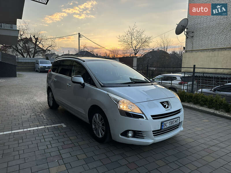 Мікровен Peugeot 5008 2011 в Луцьку
