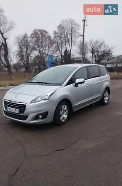 Микровэн Peugeot 5008 2013 в Чернигове