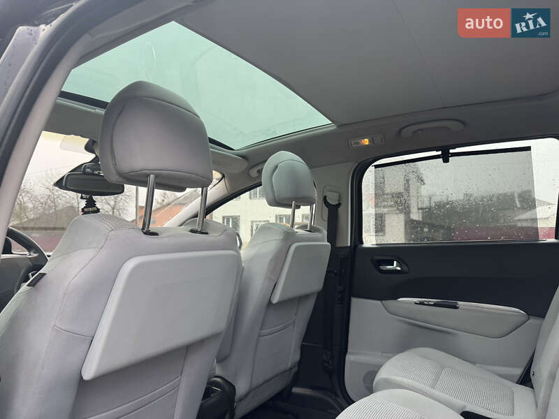 Микровэн Peugeot 5008 2010 в Ковеле