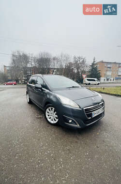 Микровэн Peugeot 5008 2013 в Конотопе