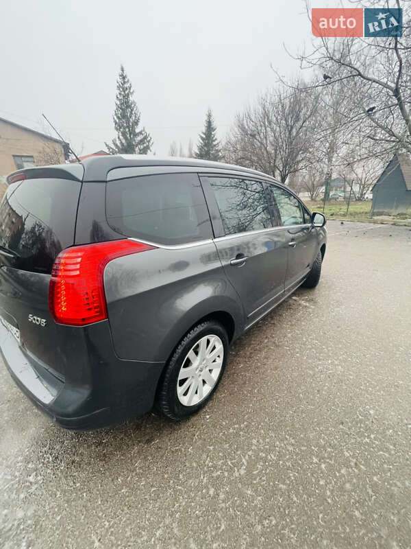 Микровэн Peugeot 5008 2013 в Конотопе