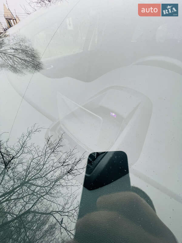 Микровэн Peugeot 5008 2013 в Конотопе