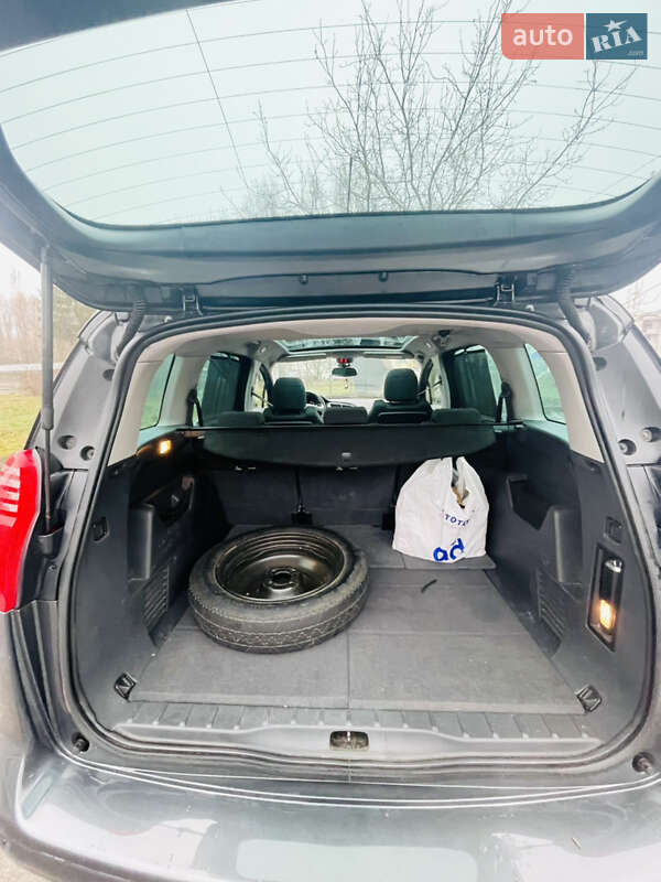 Микровэн Peugeot 5008 2013 в Конотопе