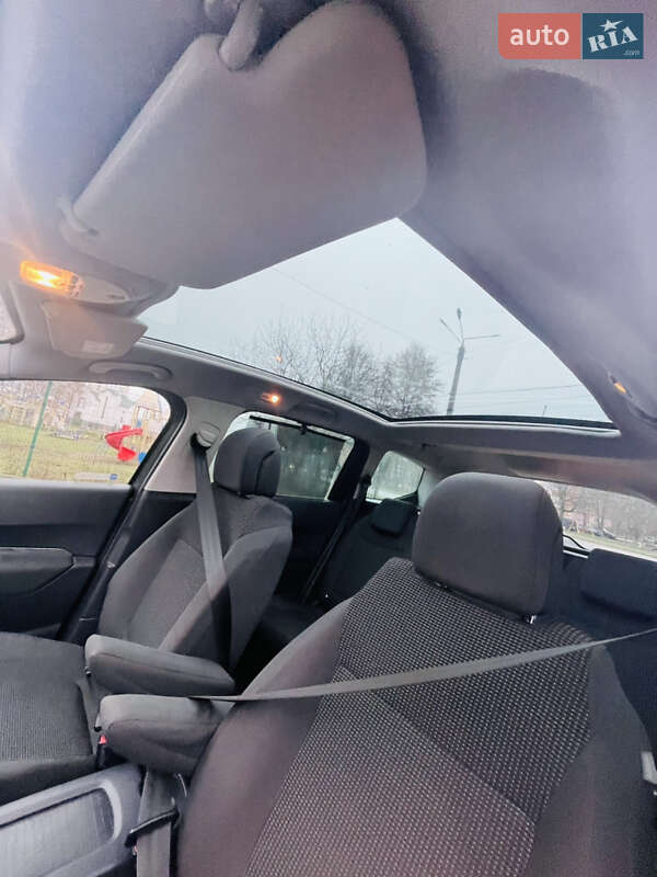 Микровэн Peugeot 5008 2013 в Конотопе