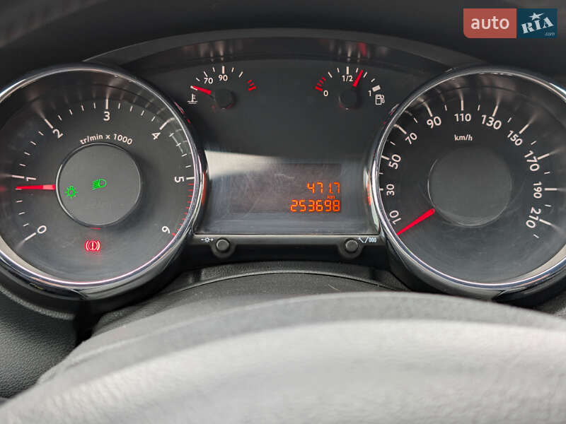 Мікровен Peugeot 5008 2011 в Івано-Франківську