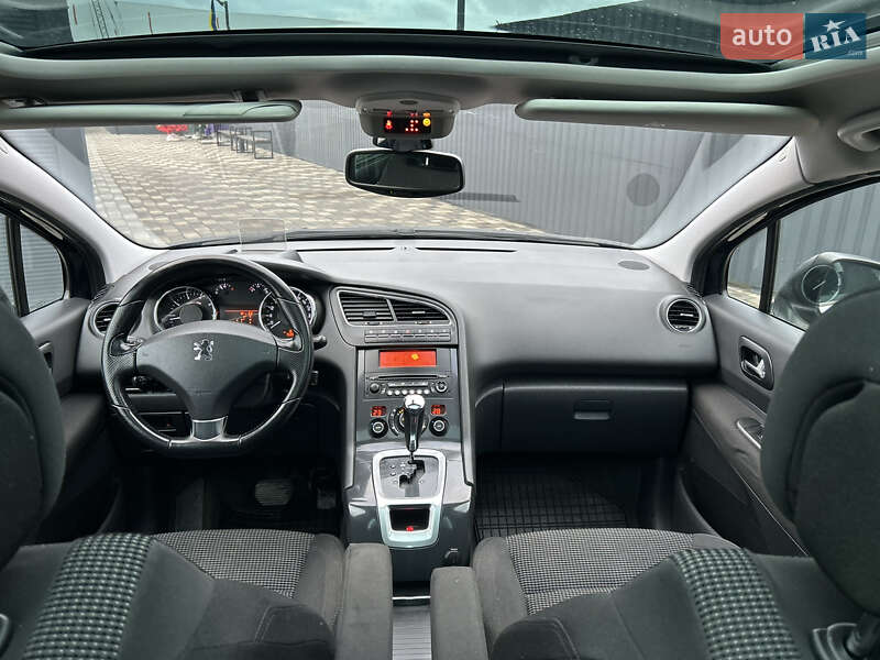 Мікровен Peugeot 5008 2011 в Полтаві