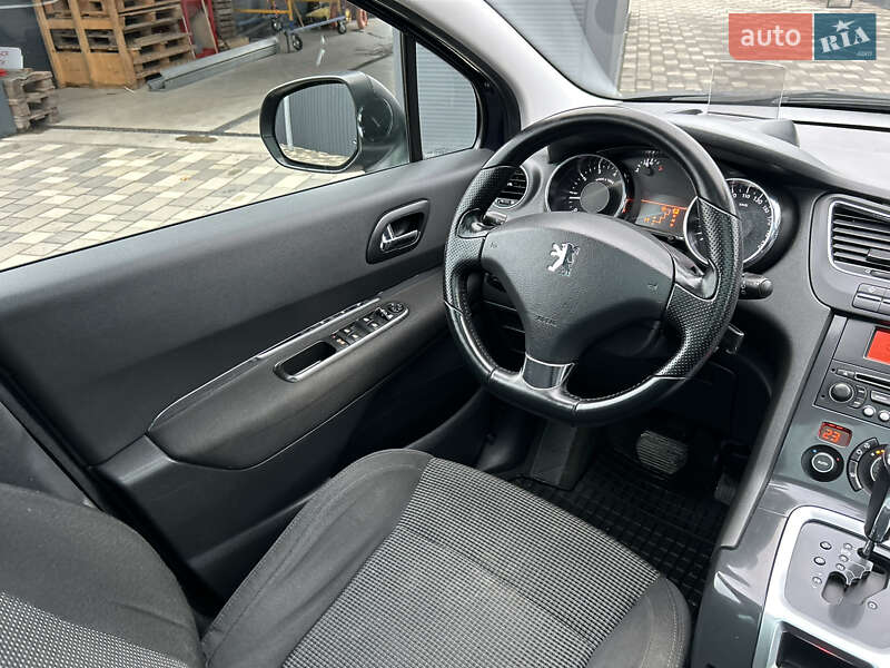 Мікровен Peugeot 5008 2011 в Полтаві