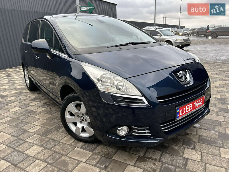 Мікровен Peugeot 5008 2011 в Полтаві