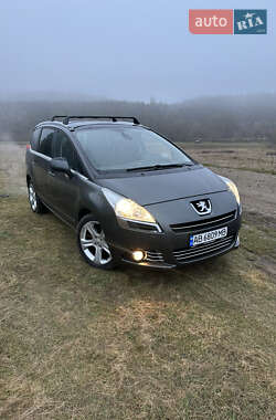 Микровэн Peugeot 5008 2012 в Виннице