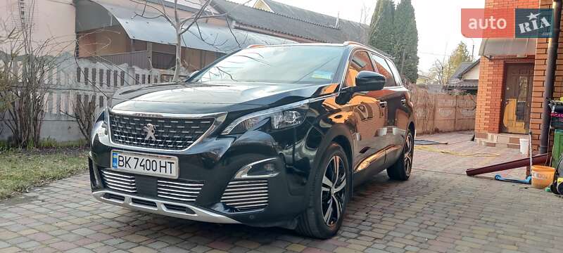 Peugeot 5008 2017