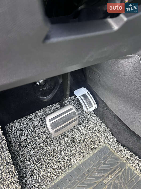 Позашляховик / Кросовер Peugeot 5008 2021 в Полтаві