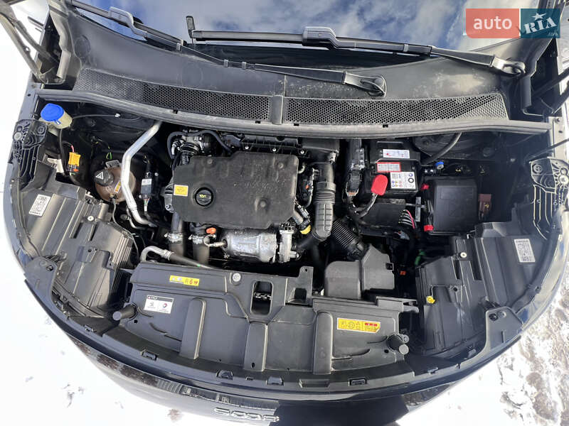 Позашляховик / Кросовер Peugeot 5008 2021 в Полтаві