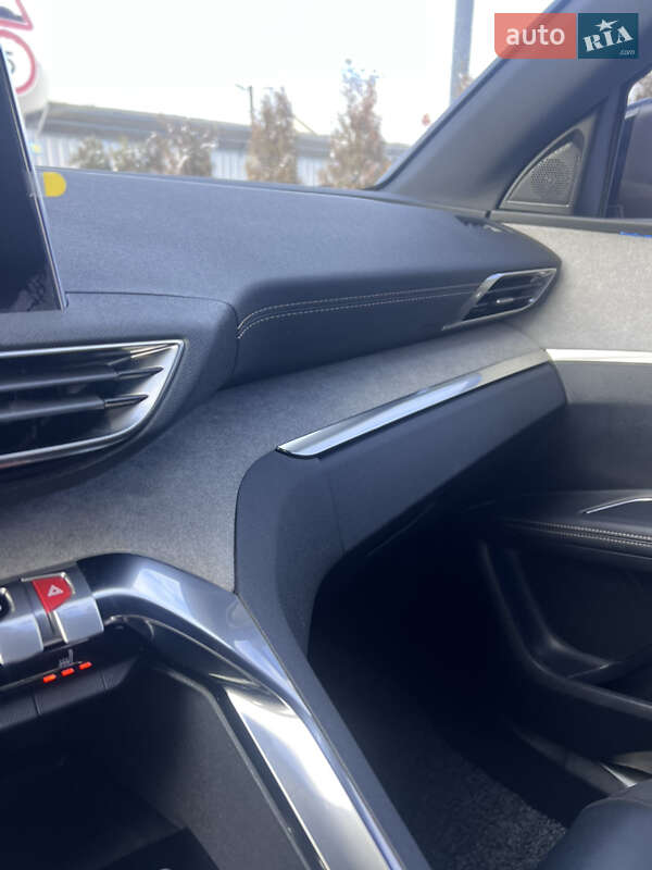 Позашляховик / Кросовер Peugeot 5008 2021 в Полтаві