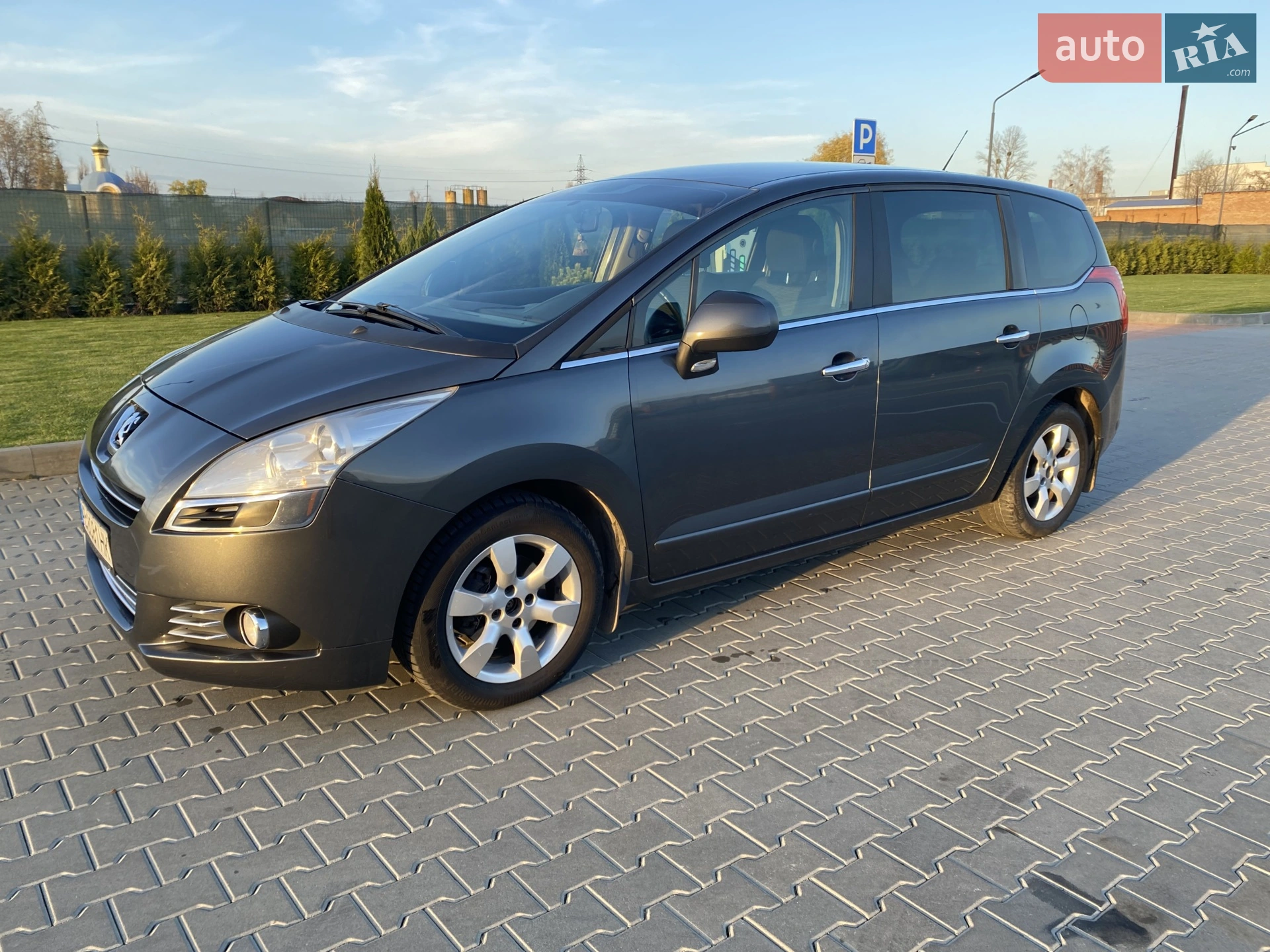 2010 Peugeot 5008 - мініатюра 2