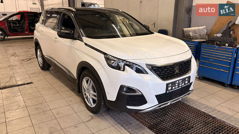 Peugeot 5008 2020