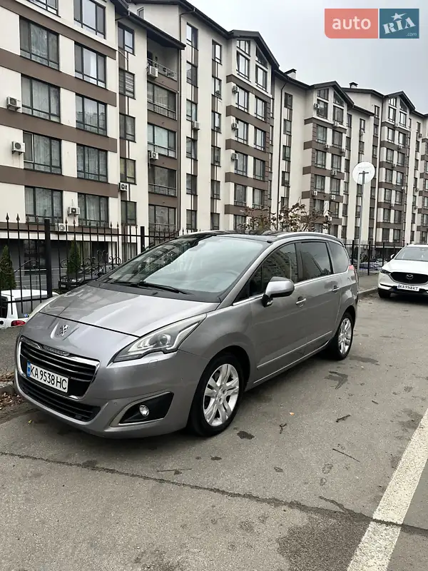Peugeot 5008