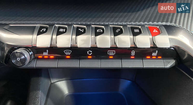 Внедорожник / Кроссовер Peugeot 5008 2020 в Львове